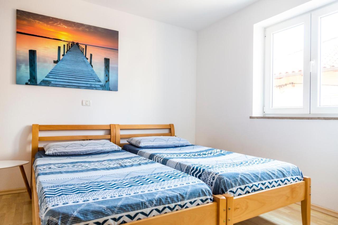 Sunny Old Town Apartment コペル エクステリア 写真
