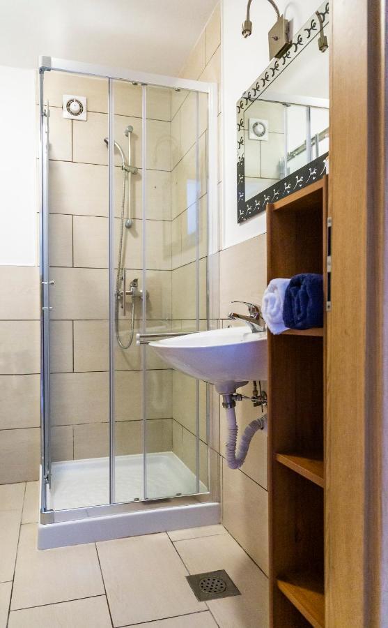 Sunny Old Town Apartment コペル エクステリア 写真